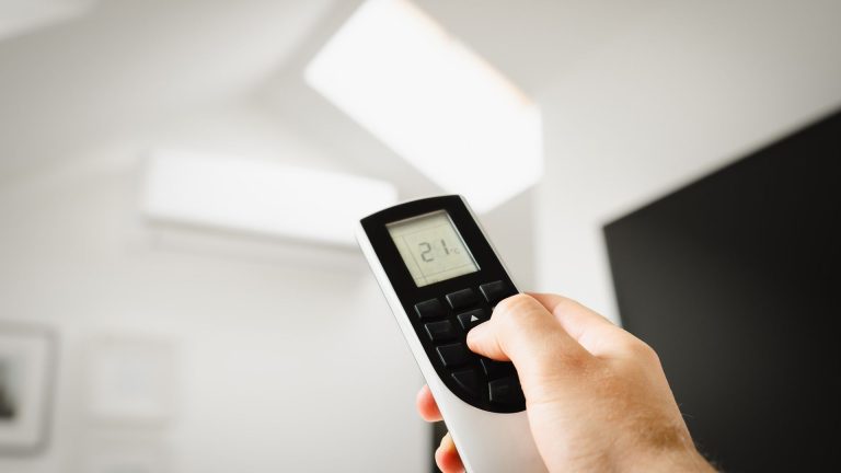 Climatisation à 1 euro du gouvernement : la vérité sur les aides réelles ?